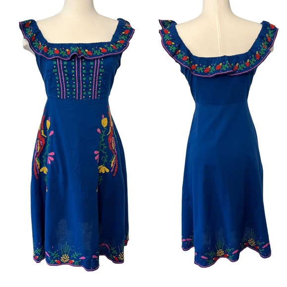 FARM Rio Dresses Farm Rio Cross Stitch Embroidered Midi Dress
